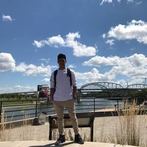 Meet your Posher, Alejandro